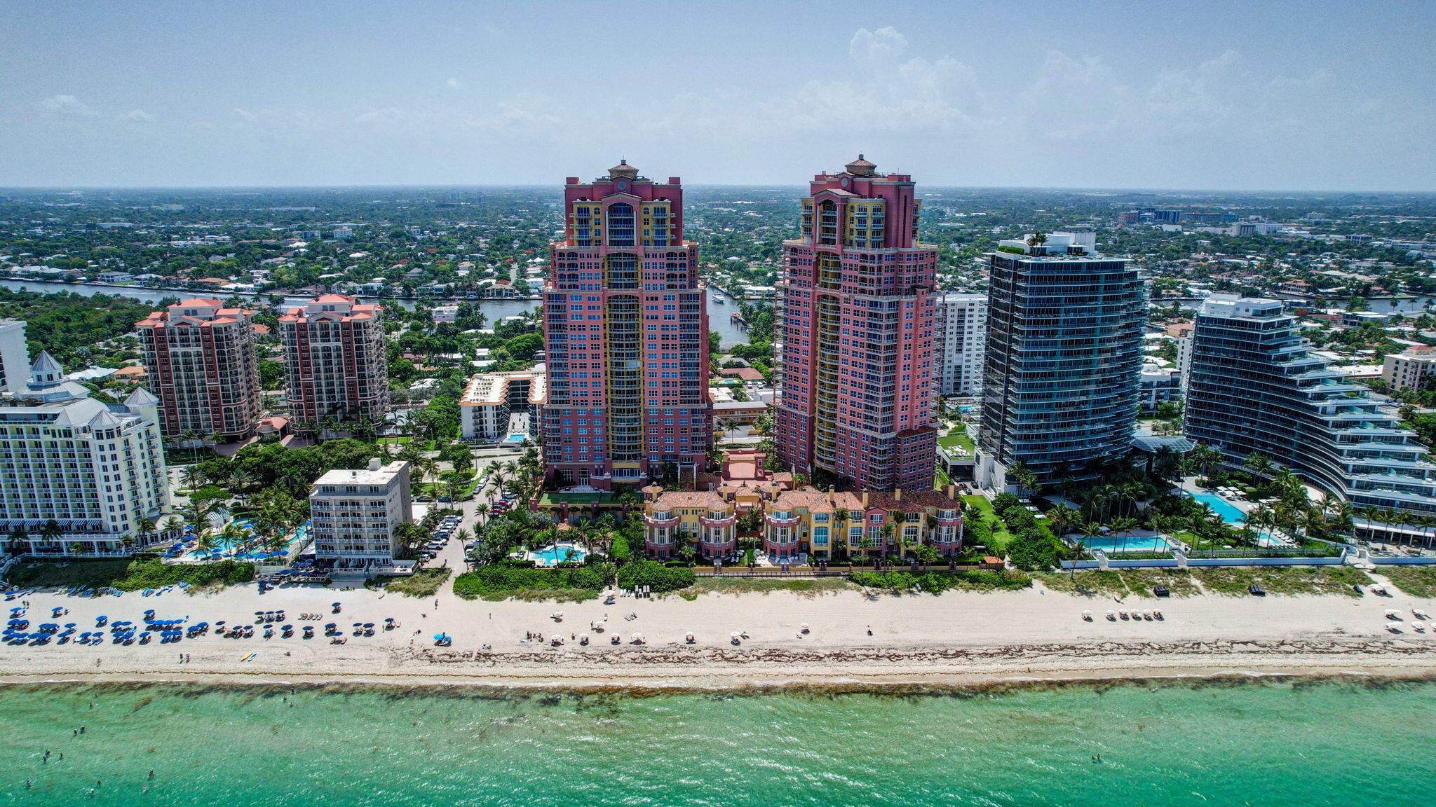 PALMS TOWER ONE CONDO - Residential