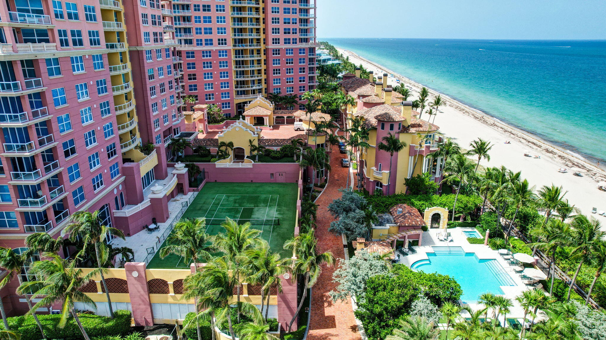 PALMS TOWER ONE CONDO - Residential