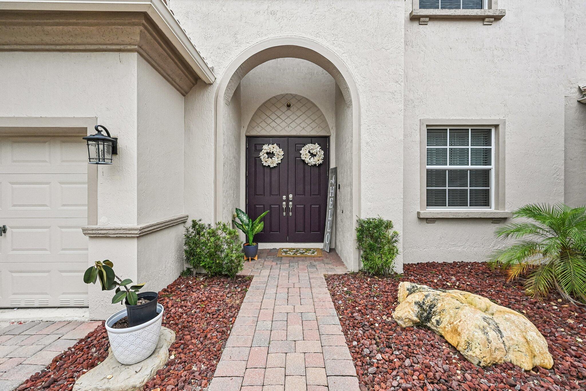 1779 Palisades Drive