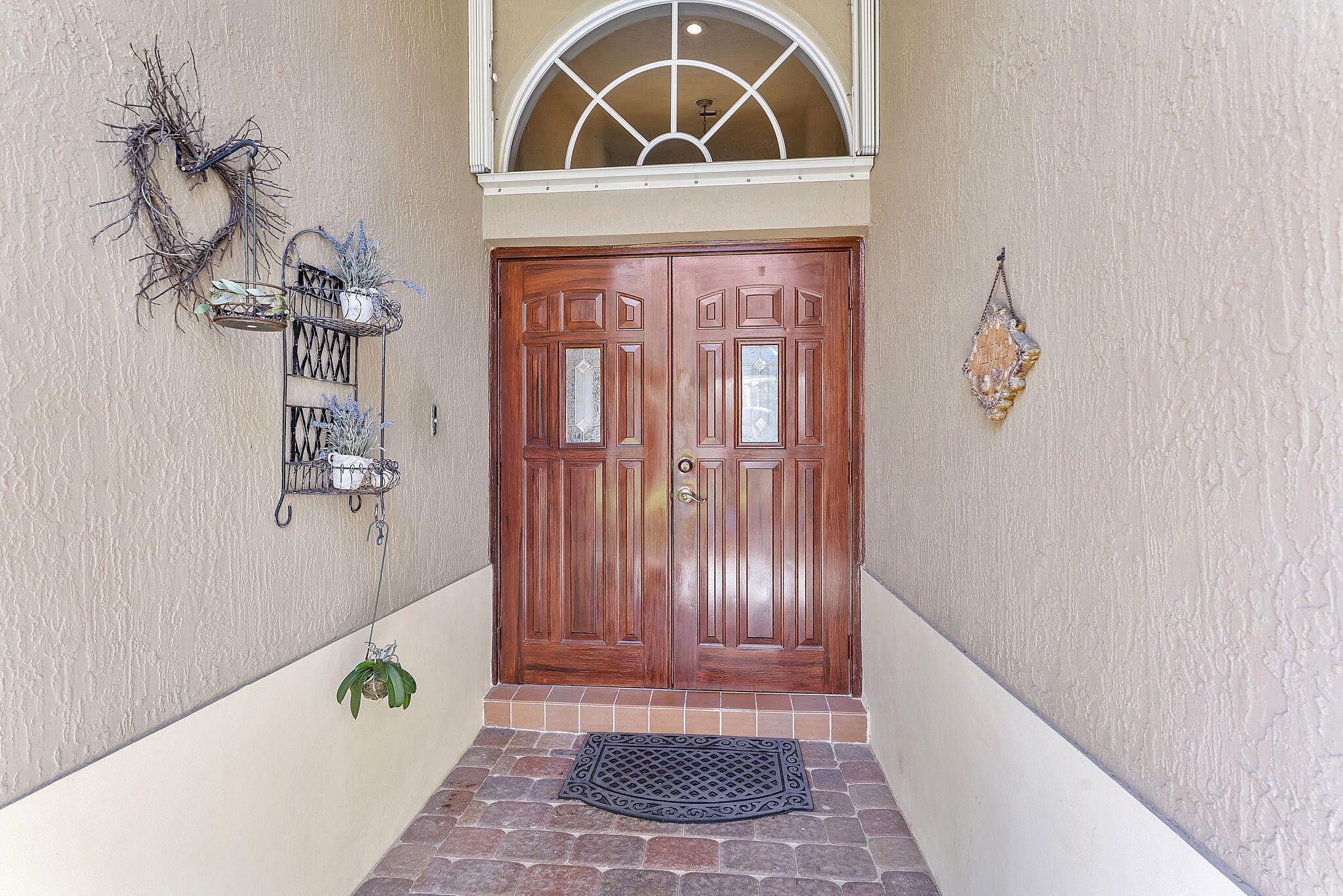 4911 Tropical Garden Drive