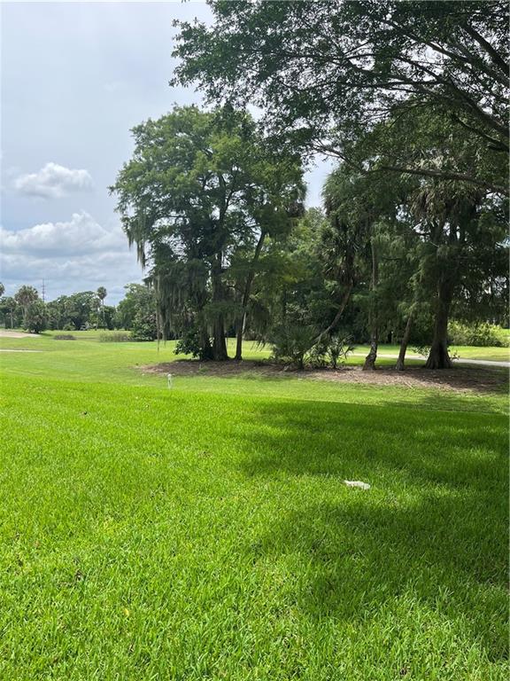 Oaks Clubhouse Dr - Residential