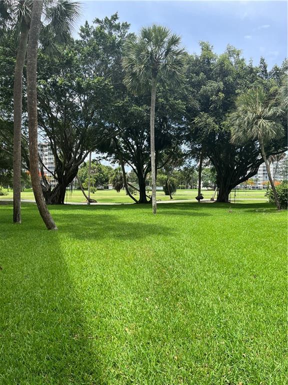 Oaks Clubhouse Dr - Residential