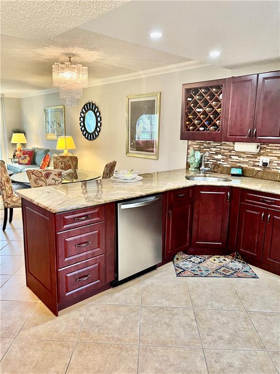 Oaks Clubhouse Dr - Residential