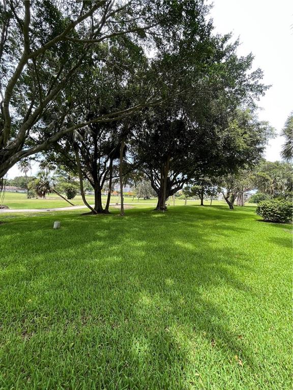 Oaks Clubhouse Dr - Residential