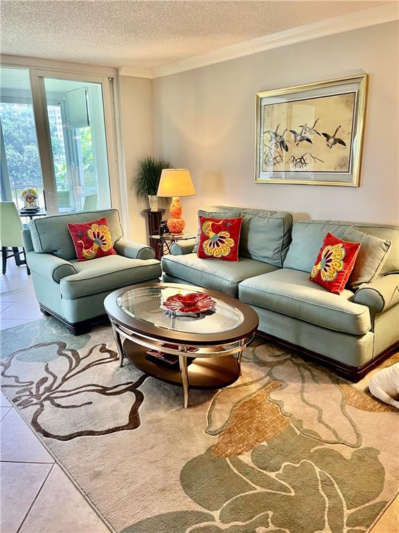 Oaks Clubhouse Dr - Residential