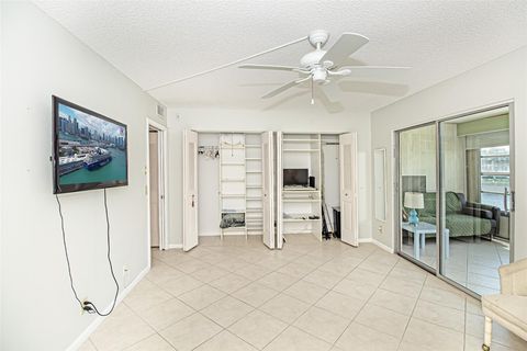 A home in Deerfield Beach