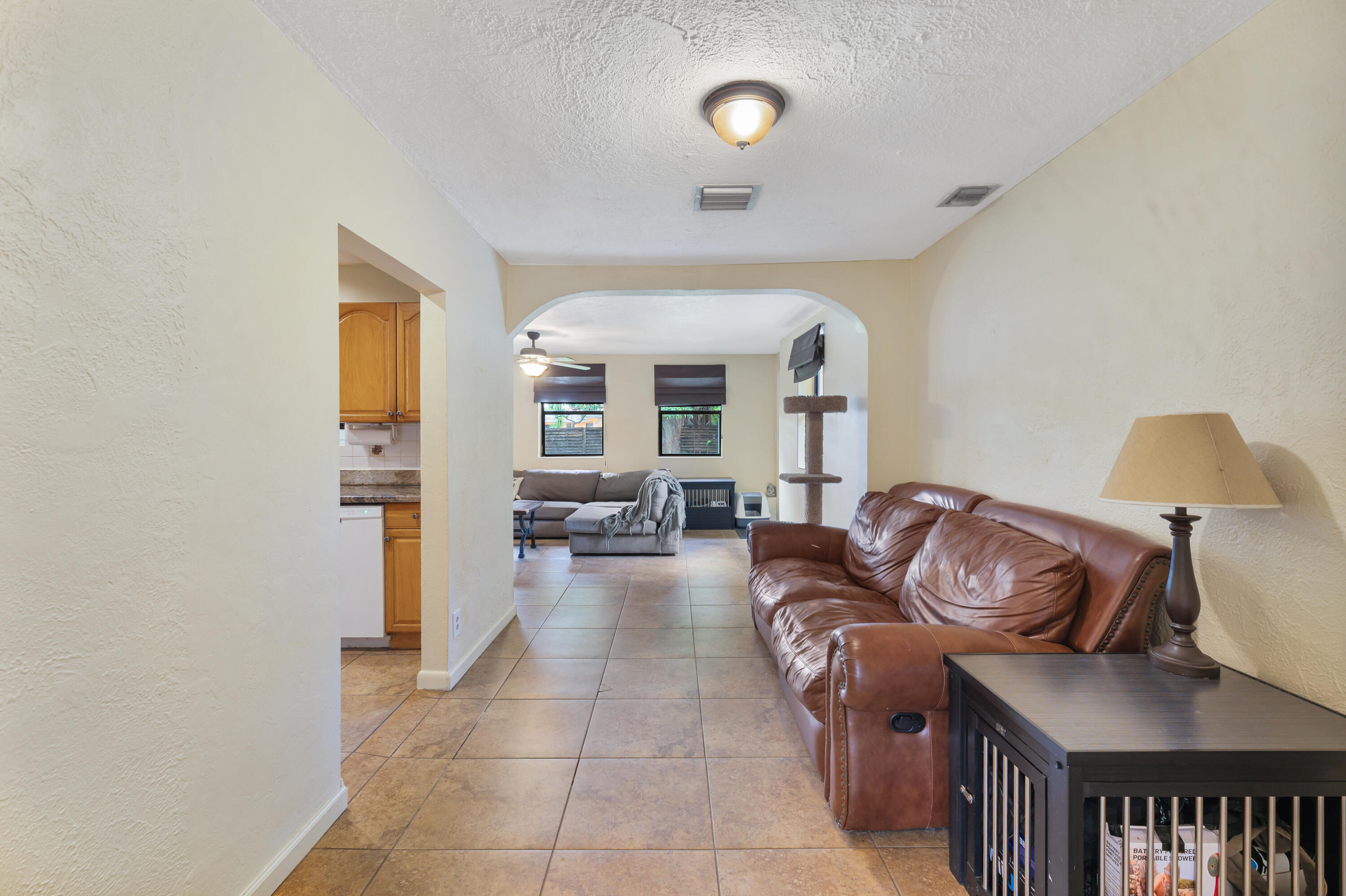 OAKLAND PARK SECOND ADD - Residential