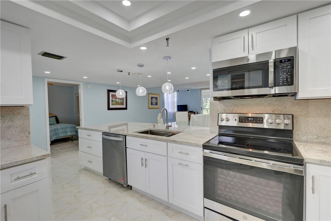 Boca Teeca Condo #9 - Residential