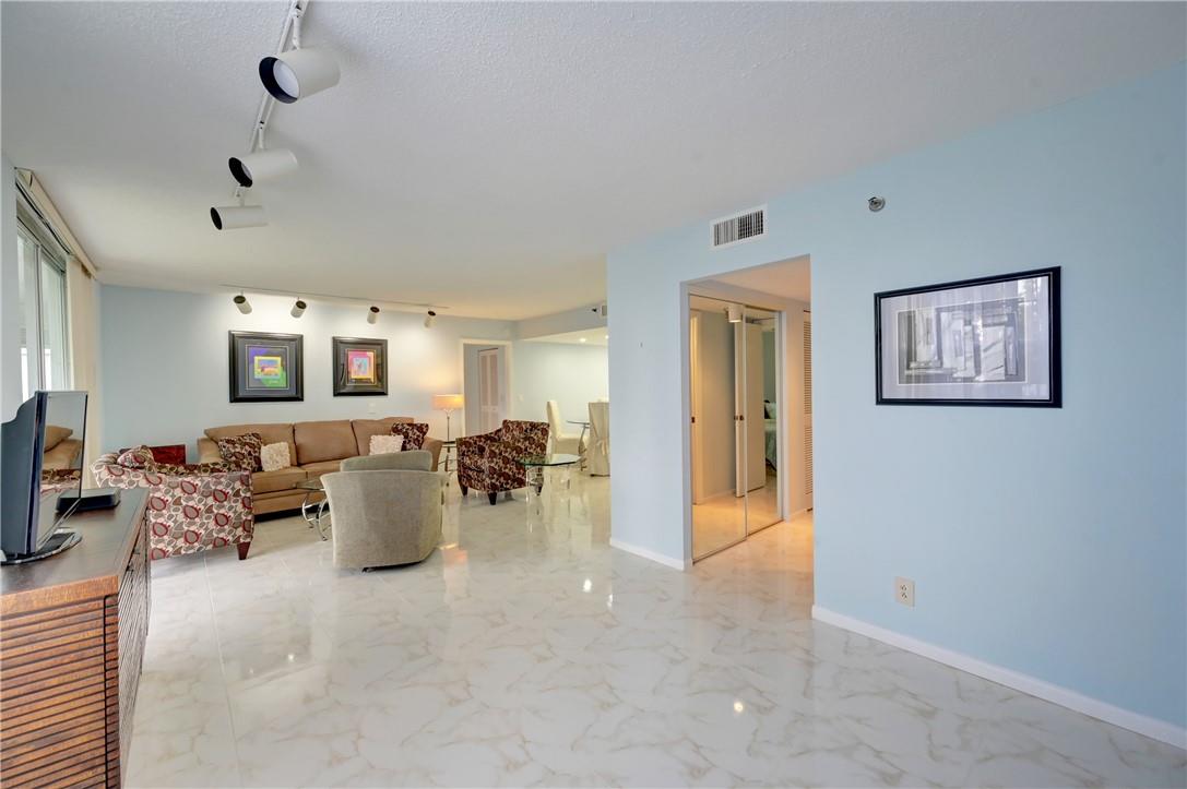 Boca Teeca Condo #9 - Residential