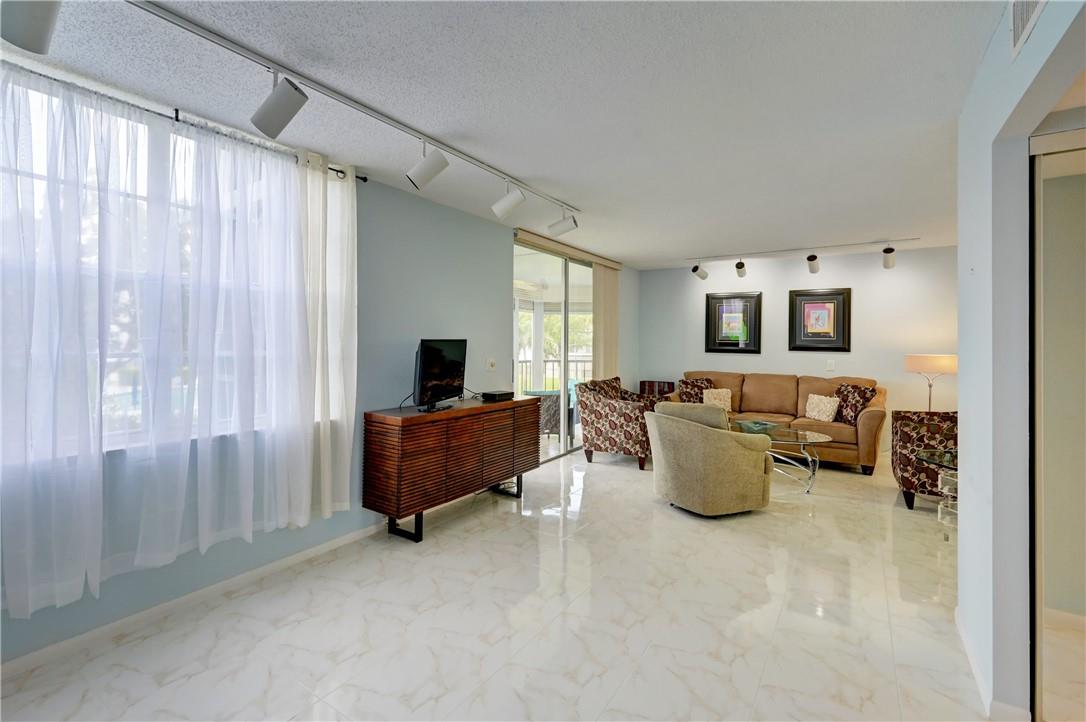 Boca Teeca Condo #9 - Residential