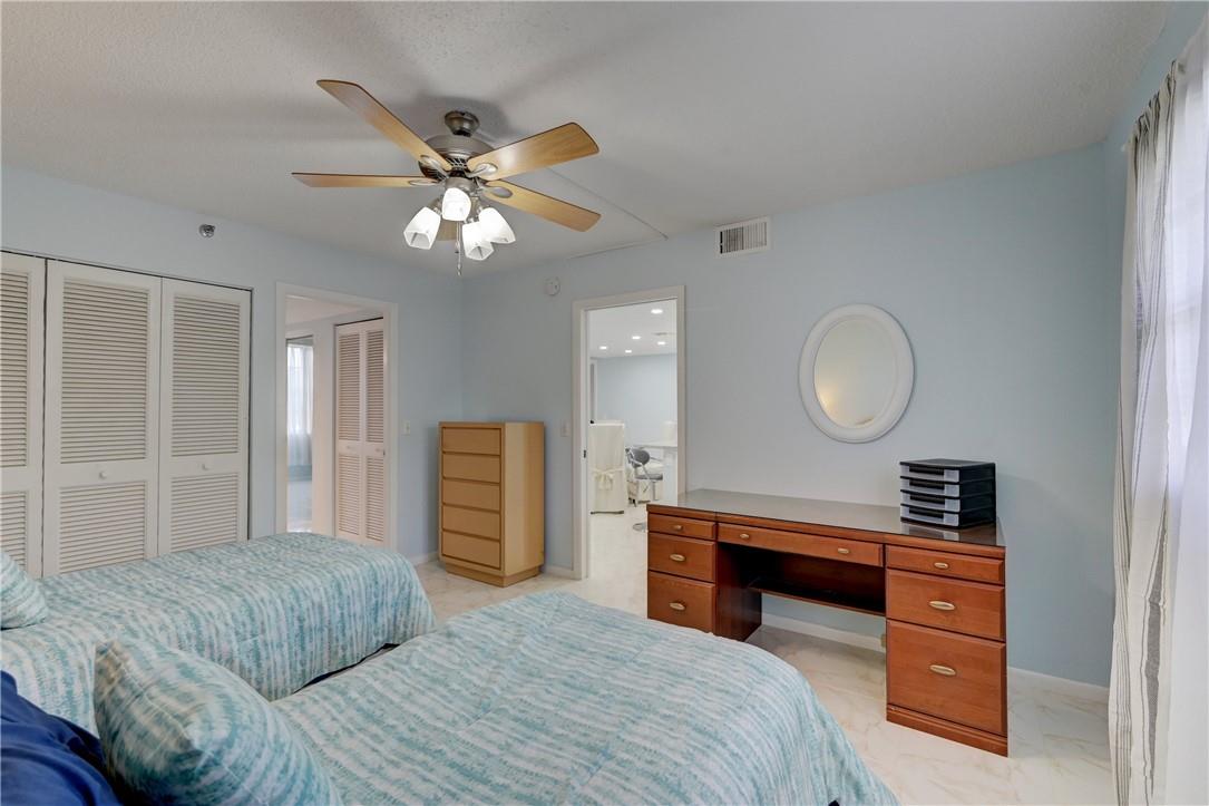 Boca Teeca Condo #9 - Residential