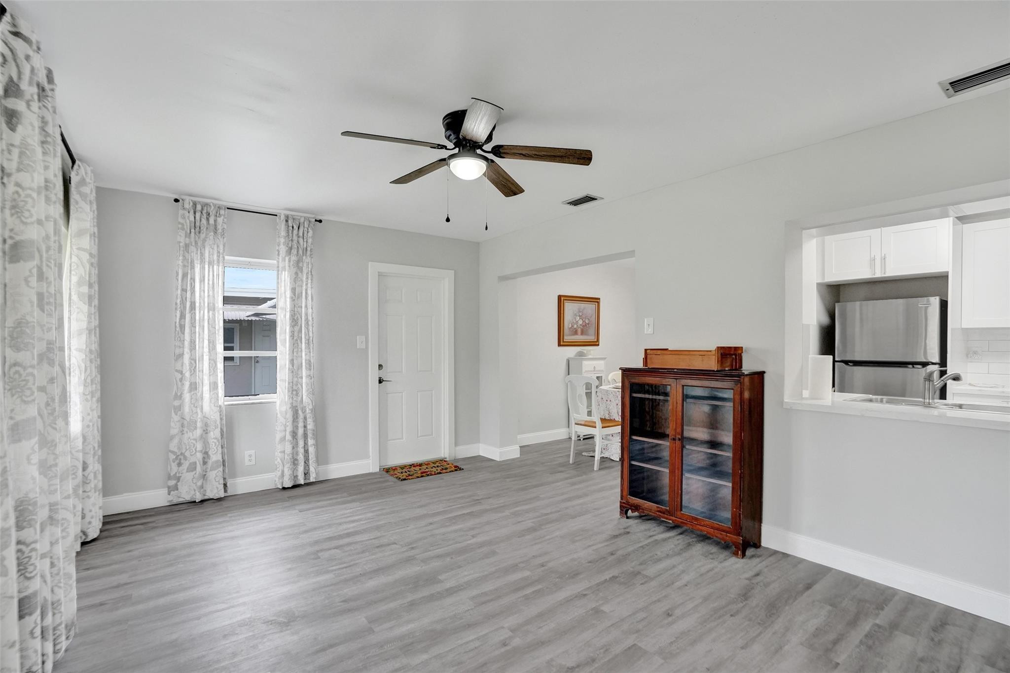 The Mainland - Residential