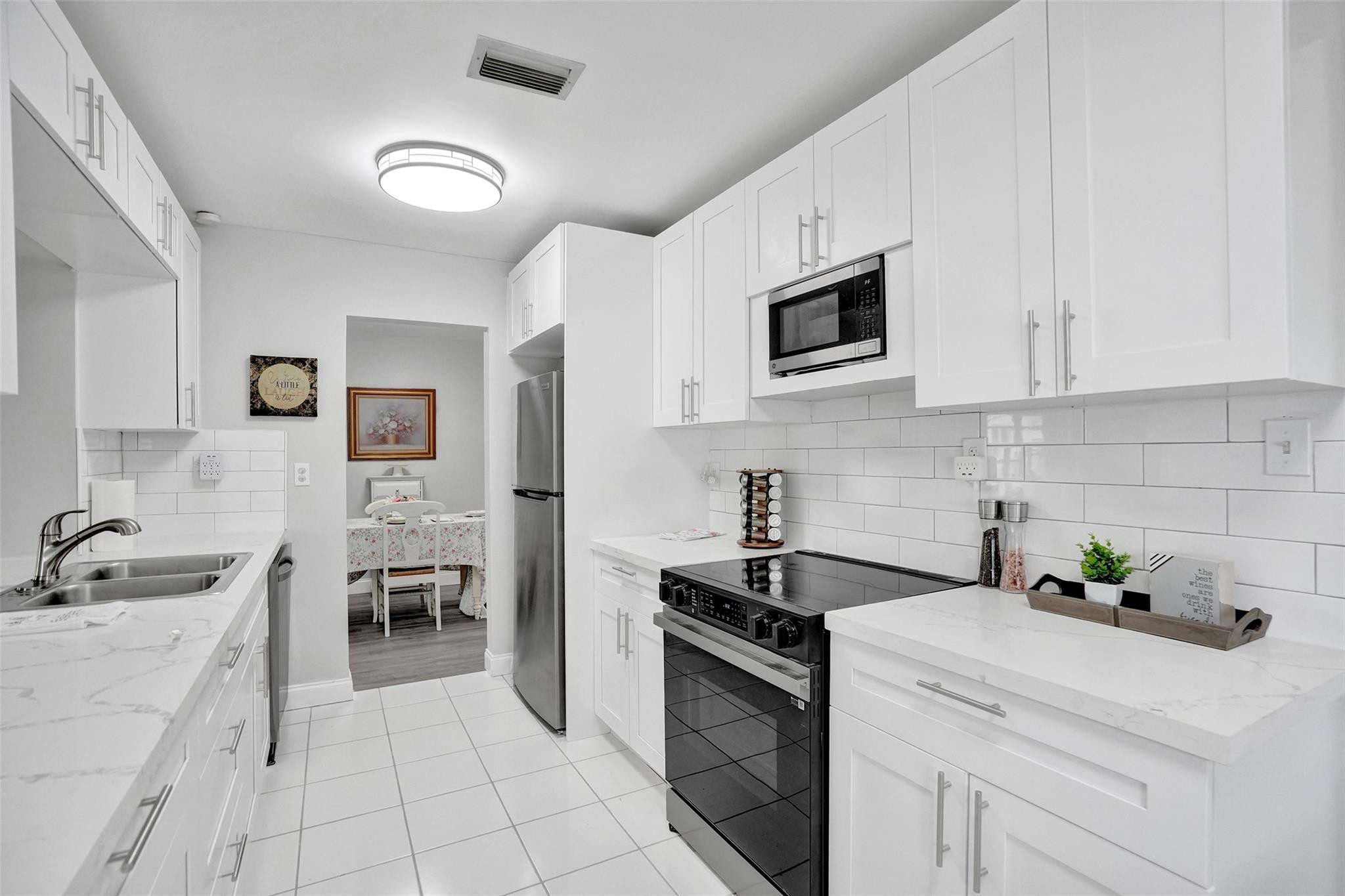 The Mainland - Residential