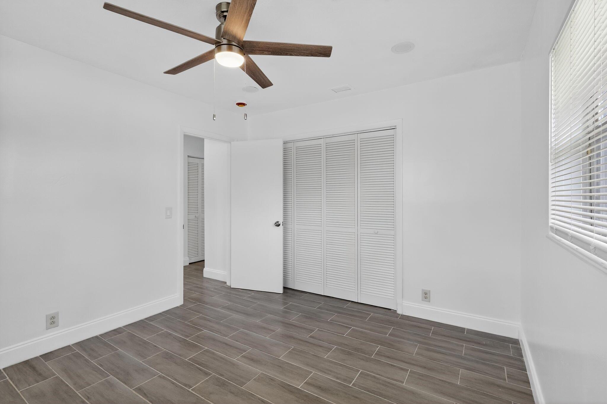 ROOSEVELT ESTATES - Residential Lease