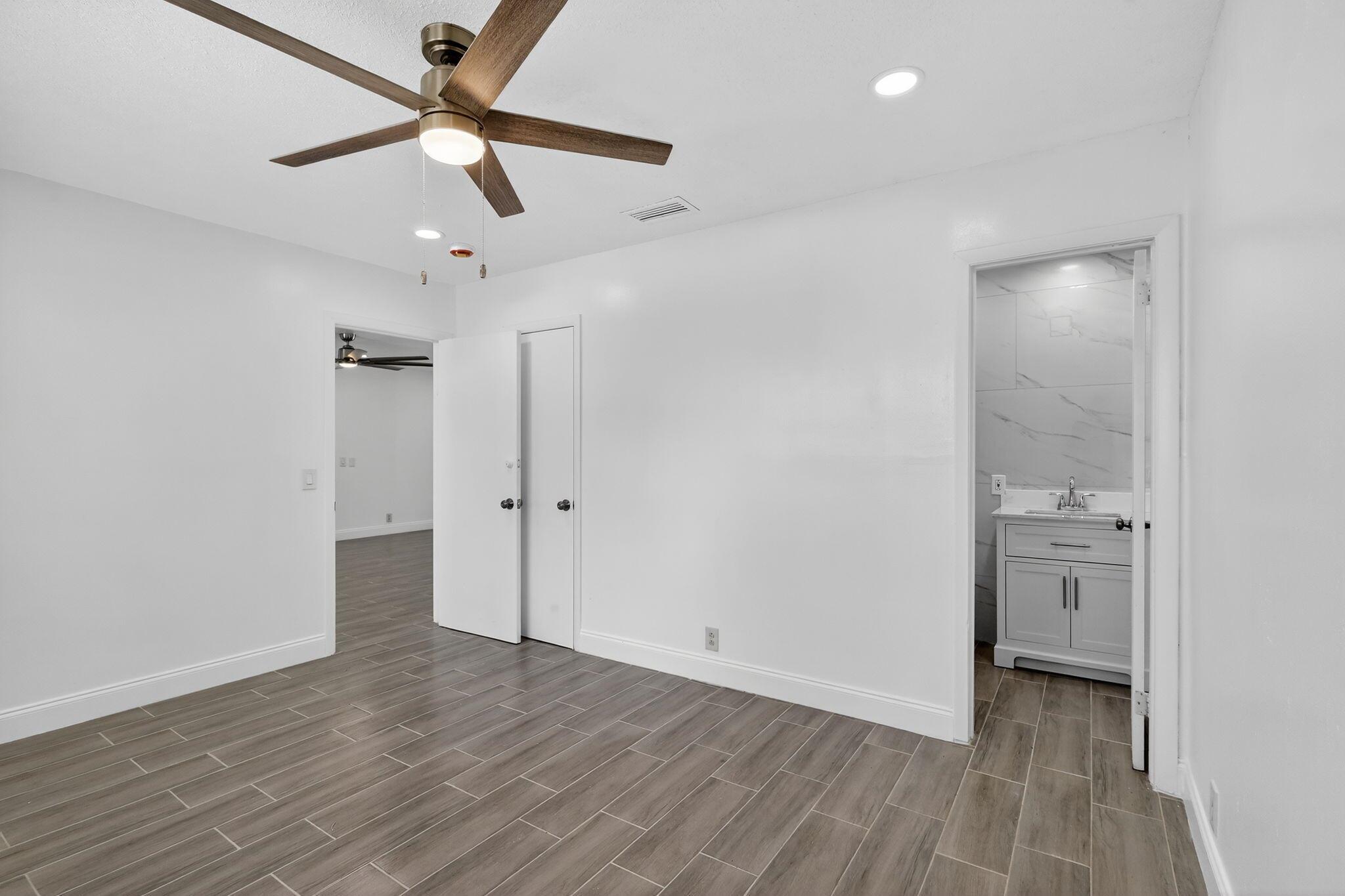 ROOSEVELT ESTATES - Residential Lease