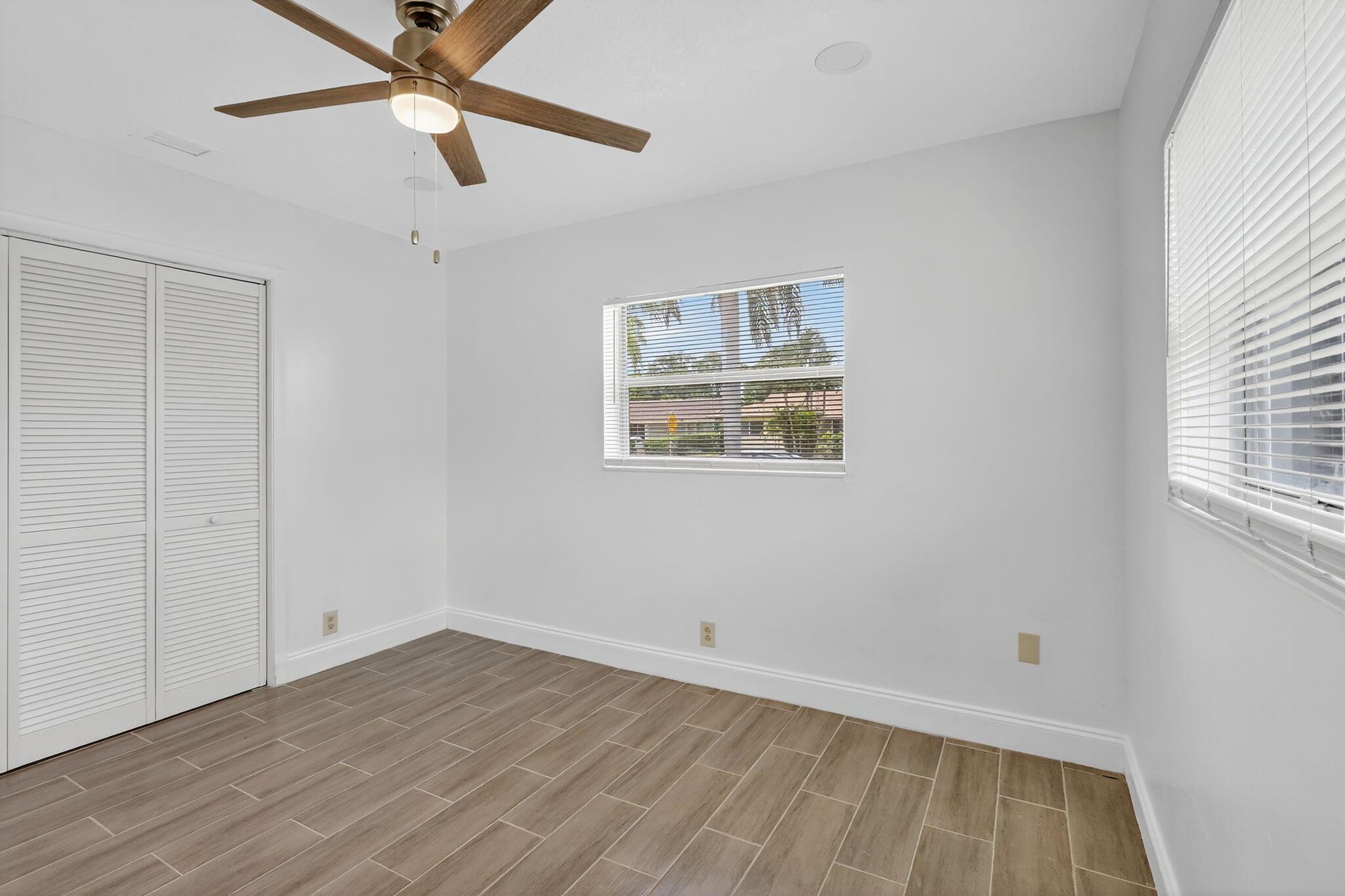 ROOSEVELT ESTATES - Residential Lease