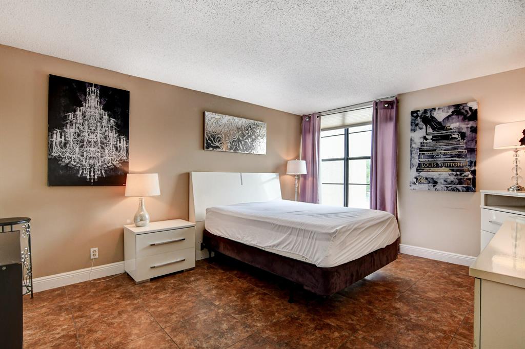 BOCA BAYOU CONDO - Residential Lease