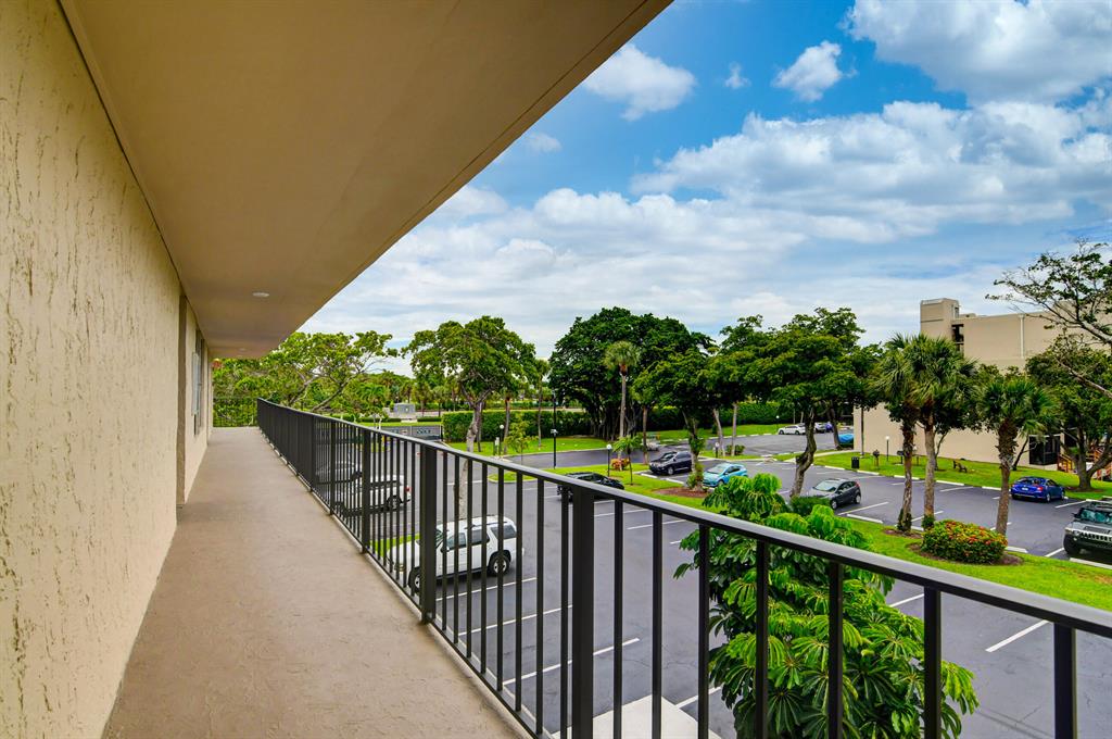 BOCA BAYOU CONDO - Residential Lease