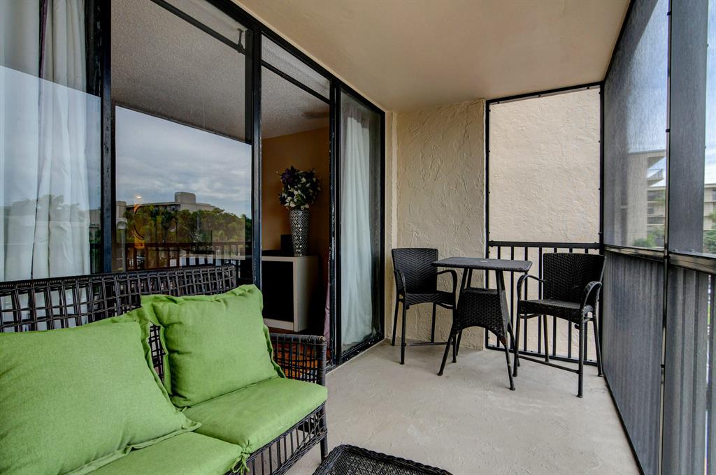 BOCA BAYOU CONDO - Residential Lease