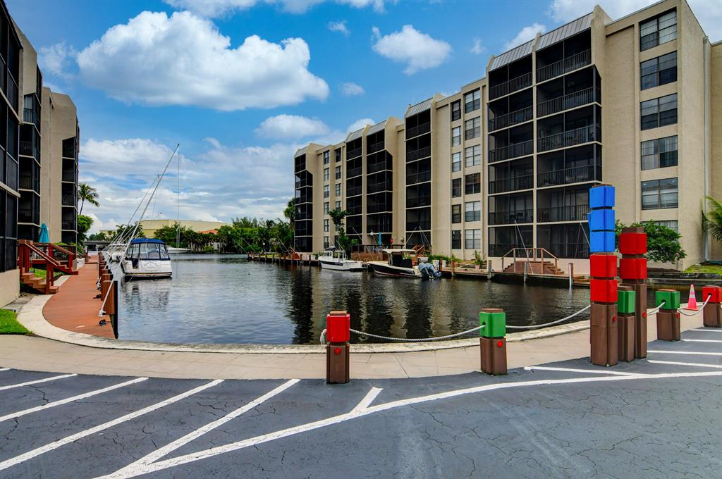 BOCA BAYOU CONDO - Residential Lease