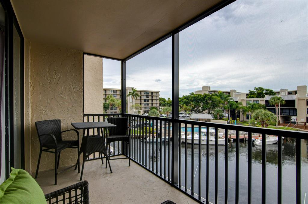 BOCA BAYOU CONDO - Residential Lease