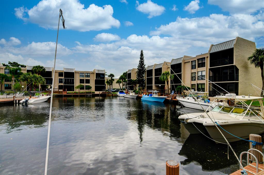 BOCA BAYOU CONDO - Residential Lease