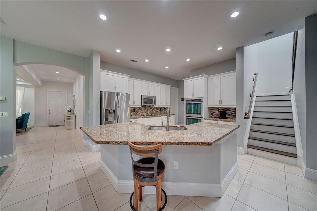 San Mellina 176-44 B - Residential