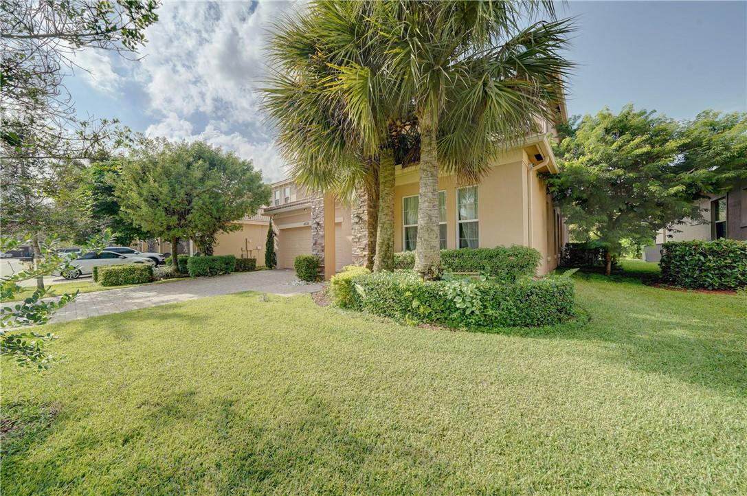 San Mellina 176-44 B - Residential