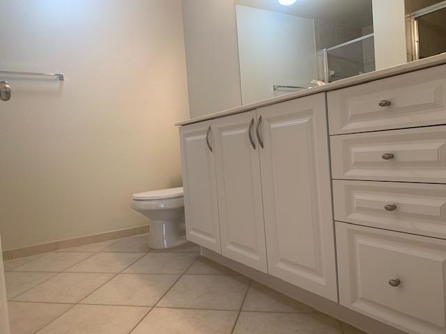 VILLAS AT EMERALD DUNES C - Residential Lease