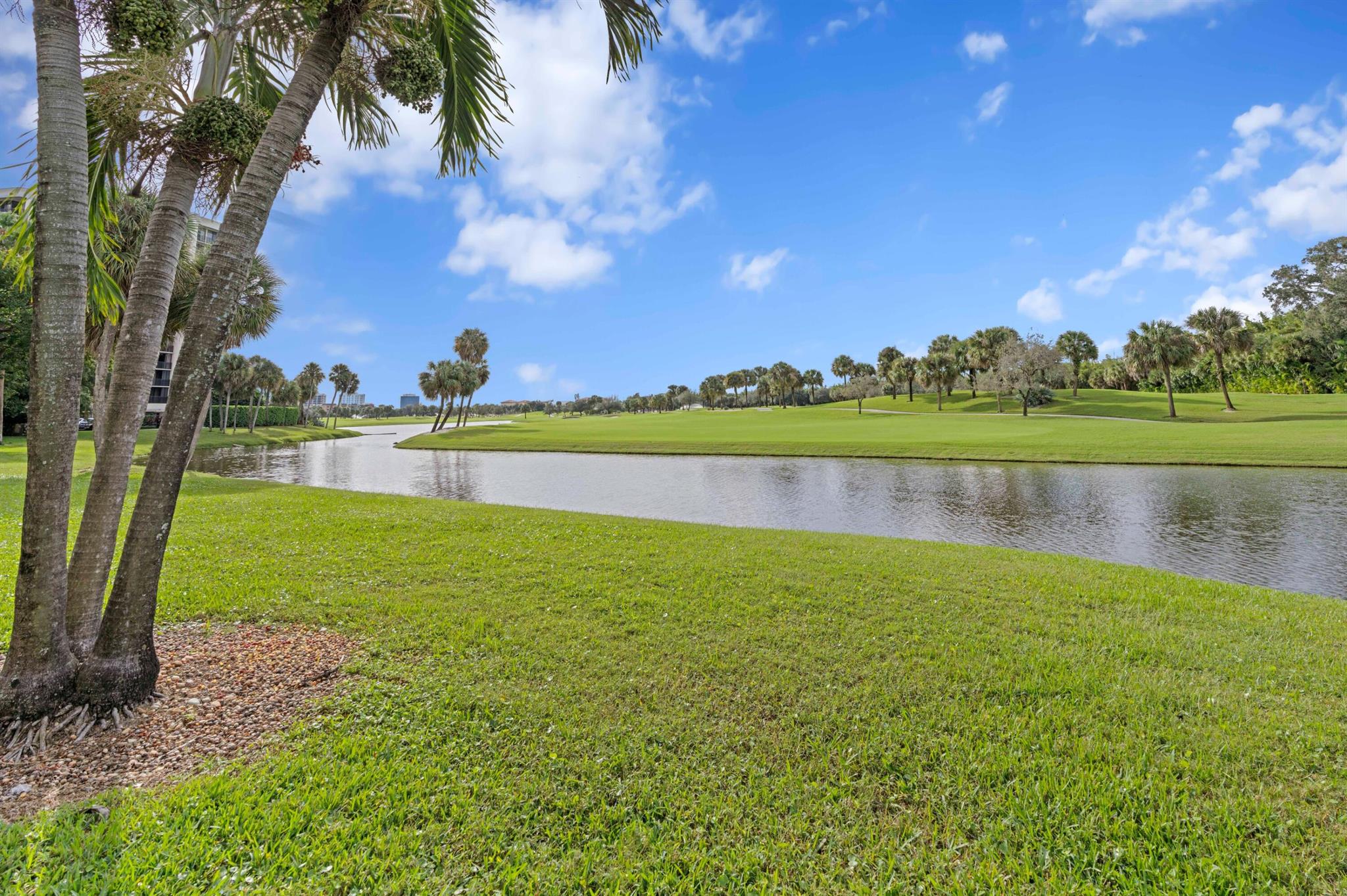 PARLIAMENT GOLF VILLAS CO - Residential