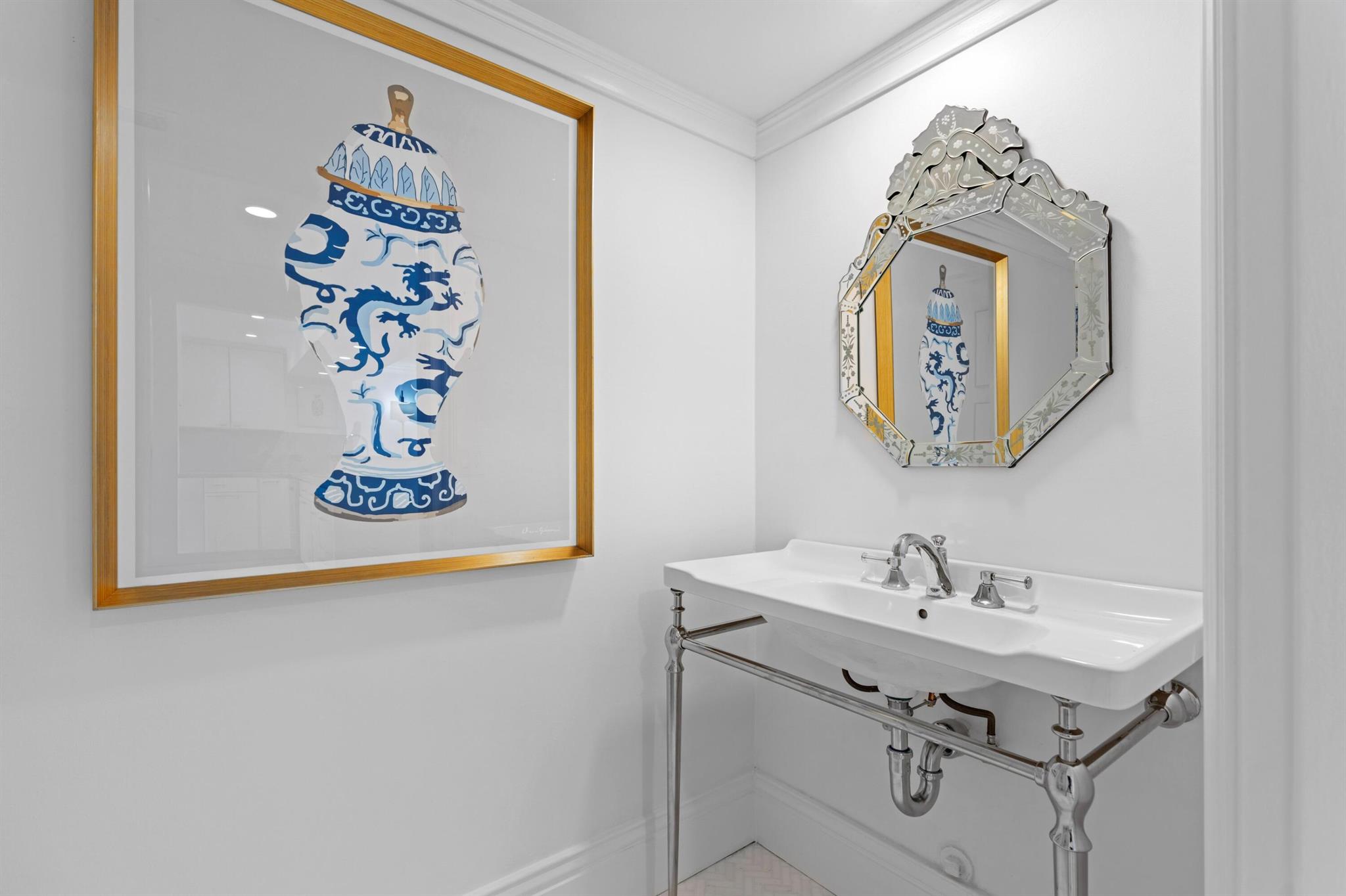 PARLIAMENT GOLF VILLAS CO - Residential