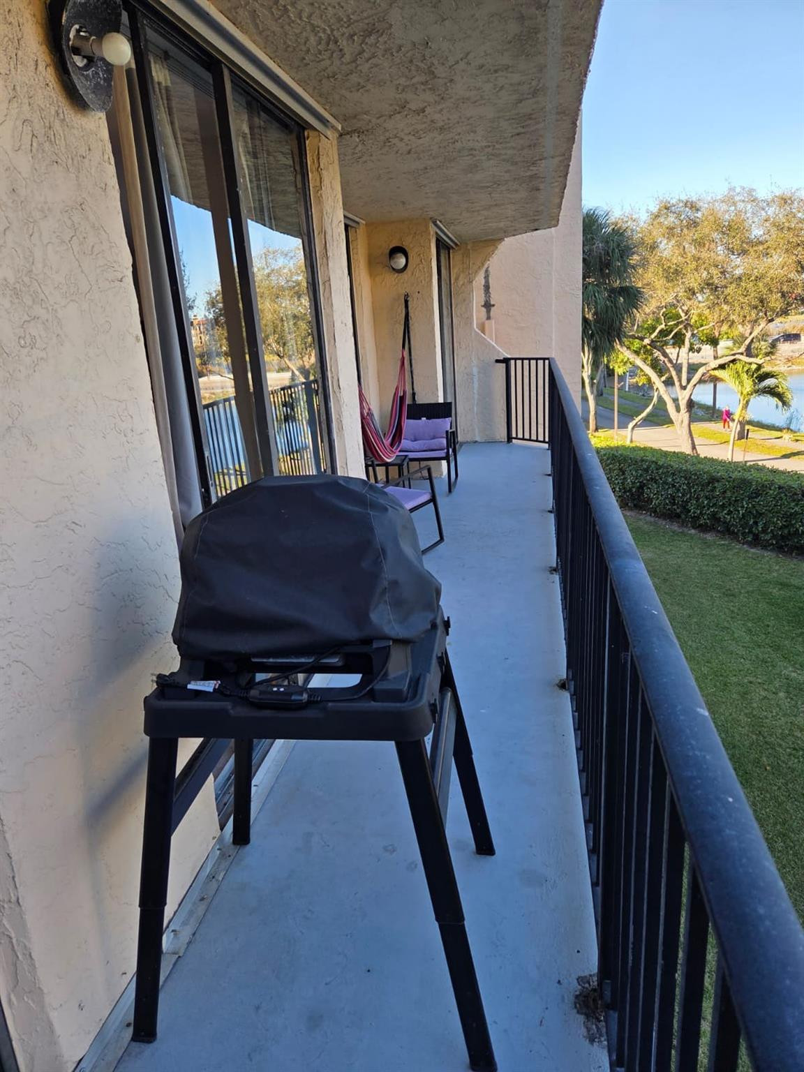 BLUE LAKE APTS - Residential