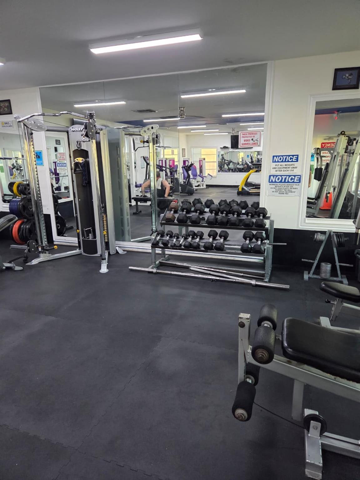 BLUE LAKE APTS - Residential