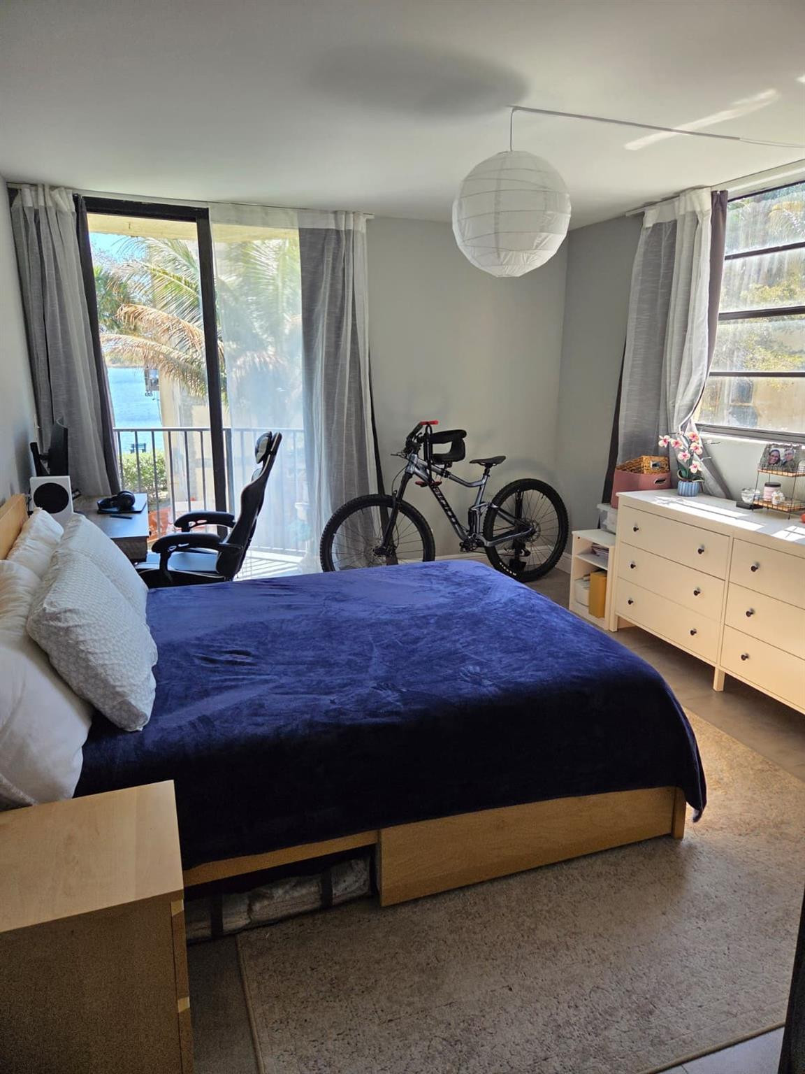 BLUE LAKE APTS - Residential