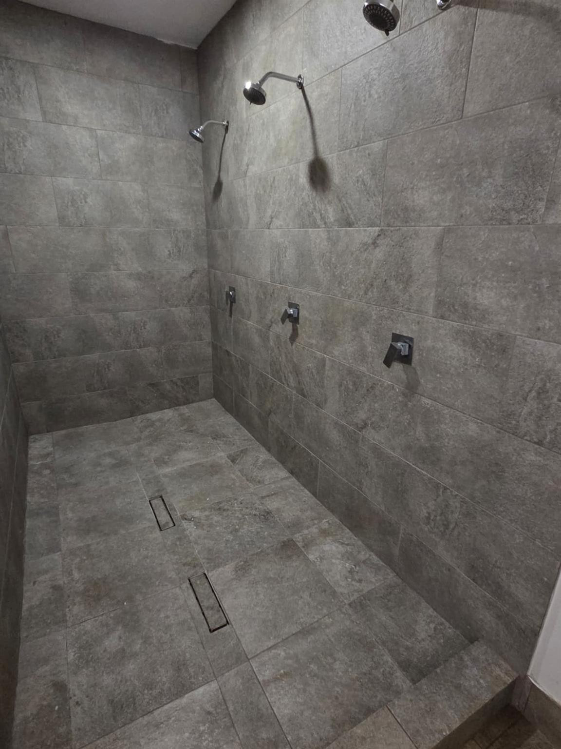 BLUE LAKE APTS - Residential