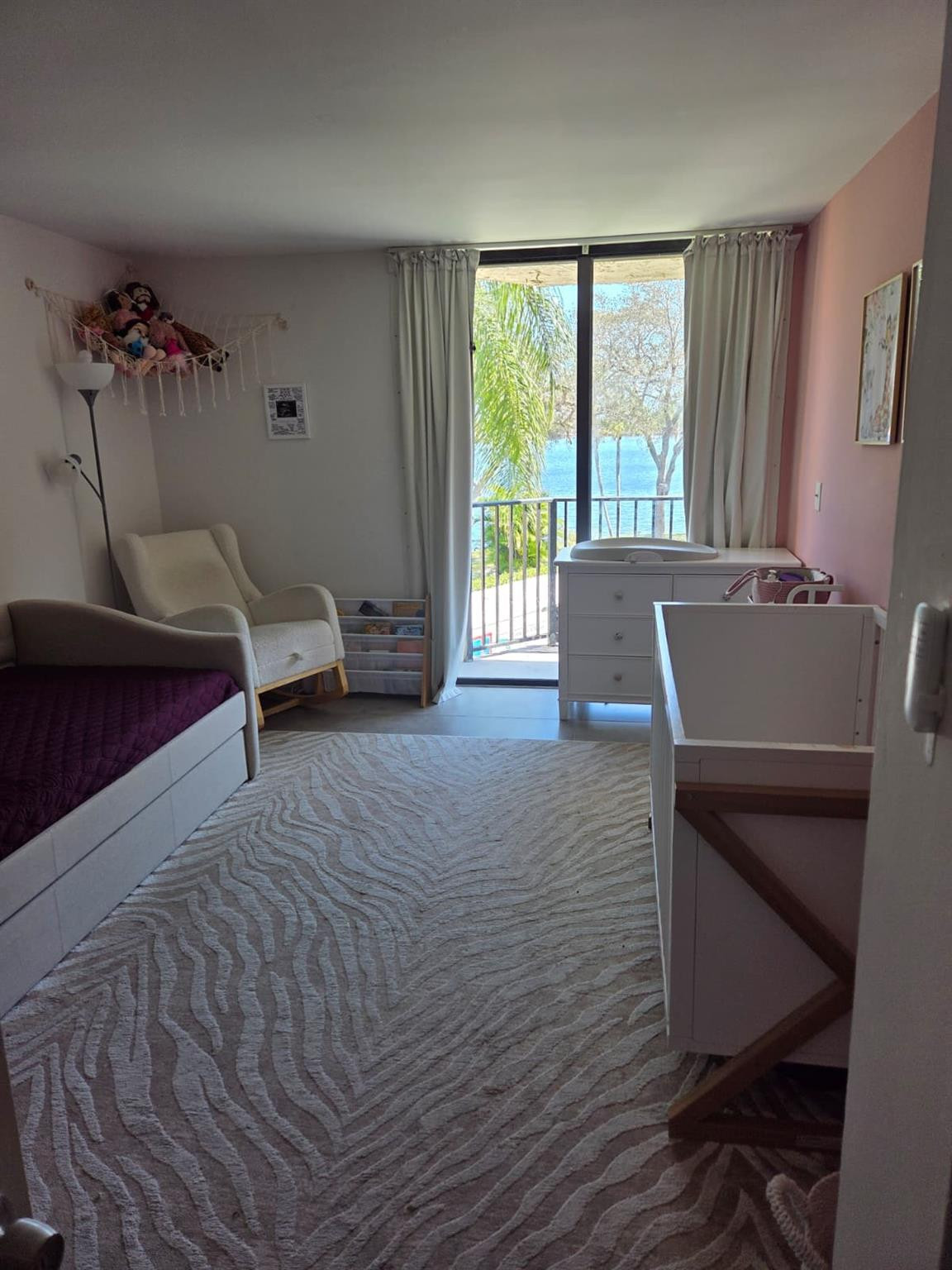 BLUE LAKE APTS - Residential