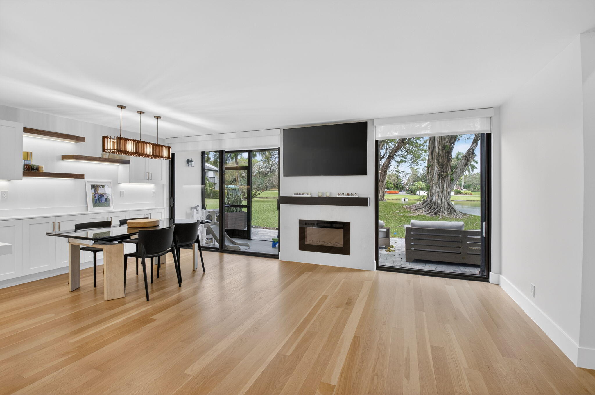 PINE LAKE CONDO - Residential