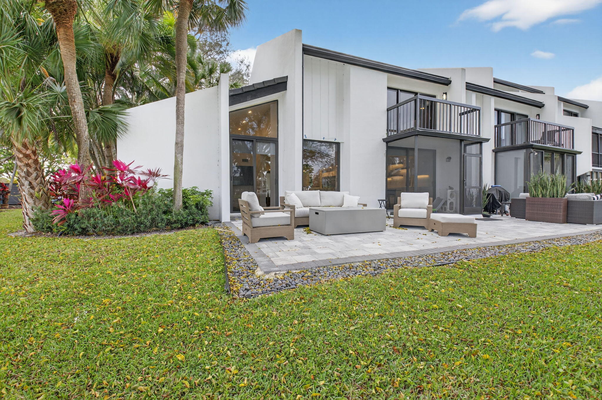 PINE LAKE CONDO - Residential