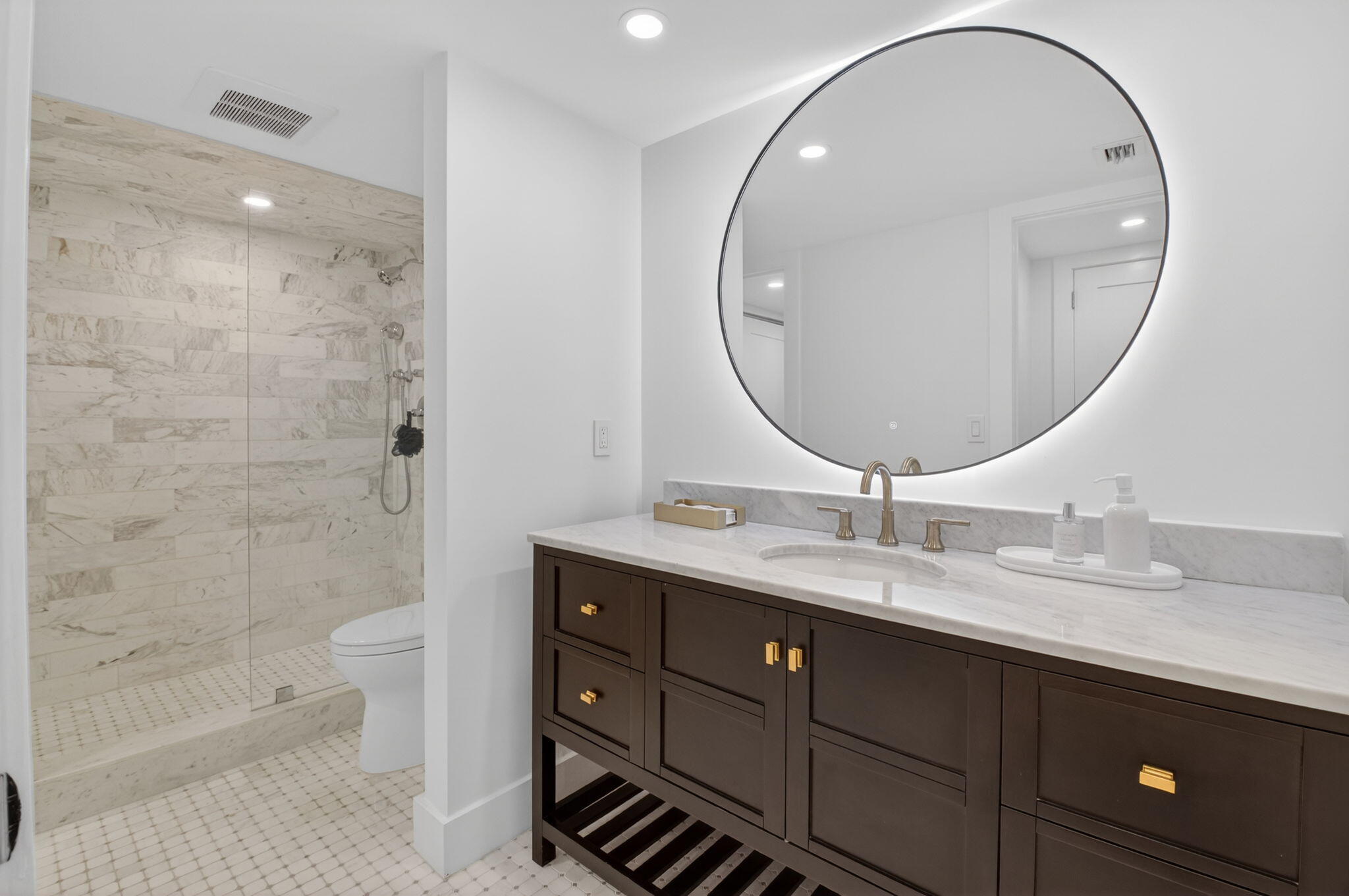 PINE LAKE CONDO - Residential