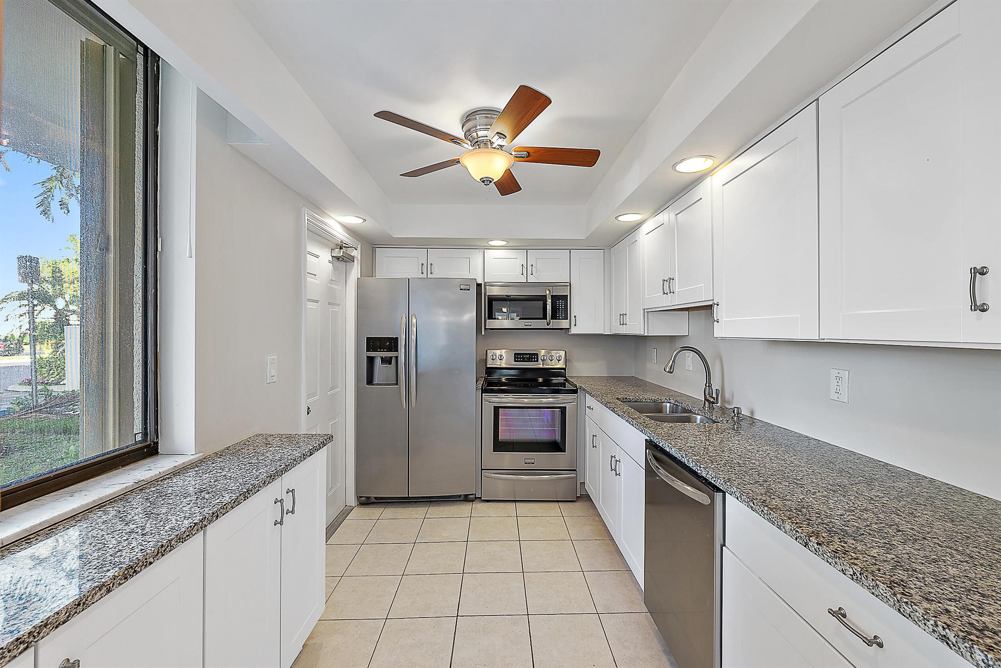 View photos, virtual tours, details... 1605 S Us Highway 1 101m3