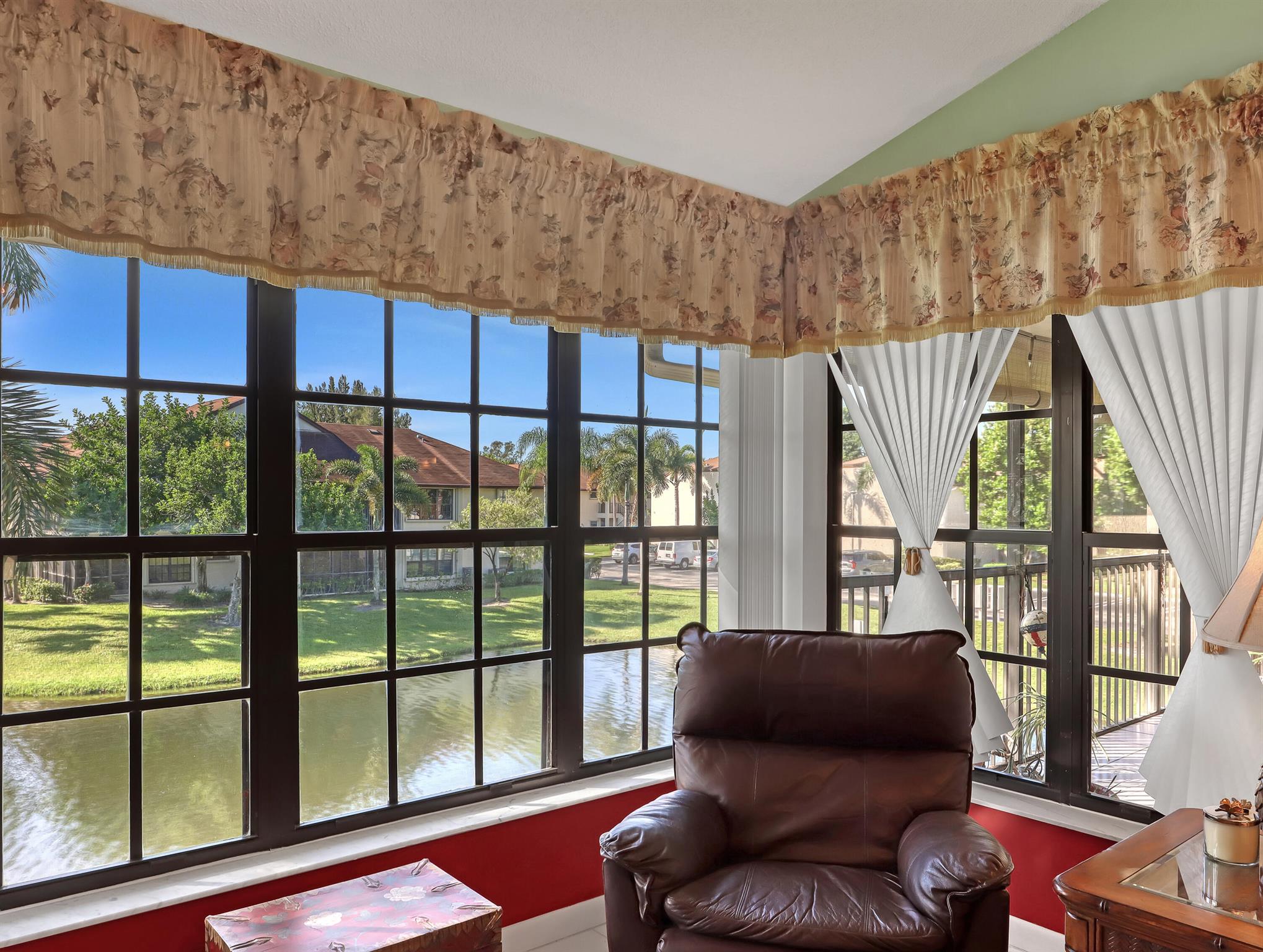 PARK POINTE - Residential