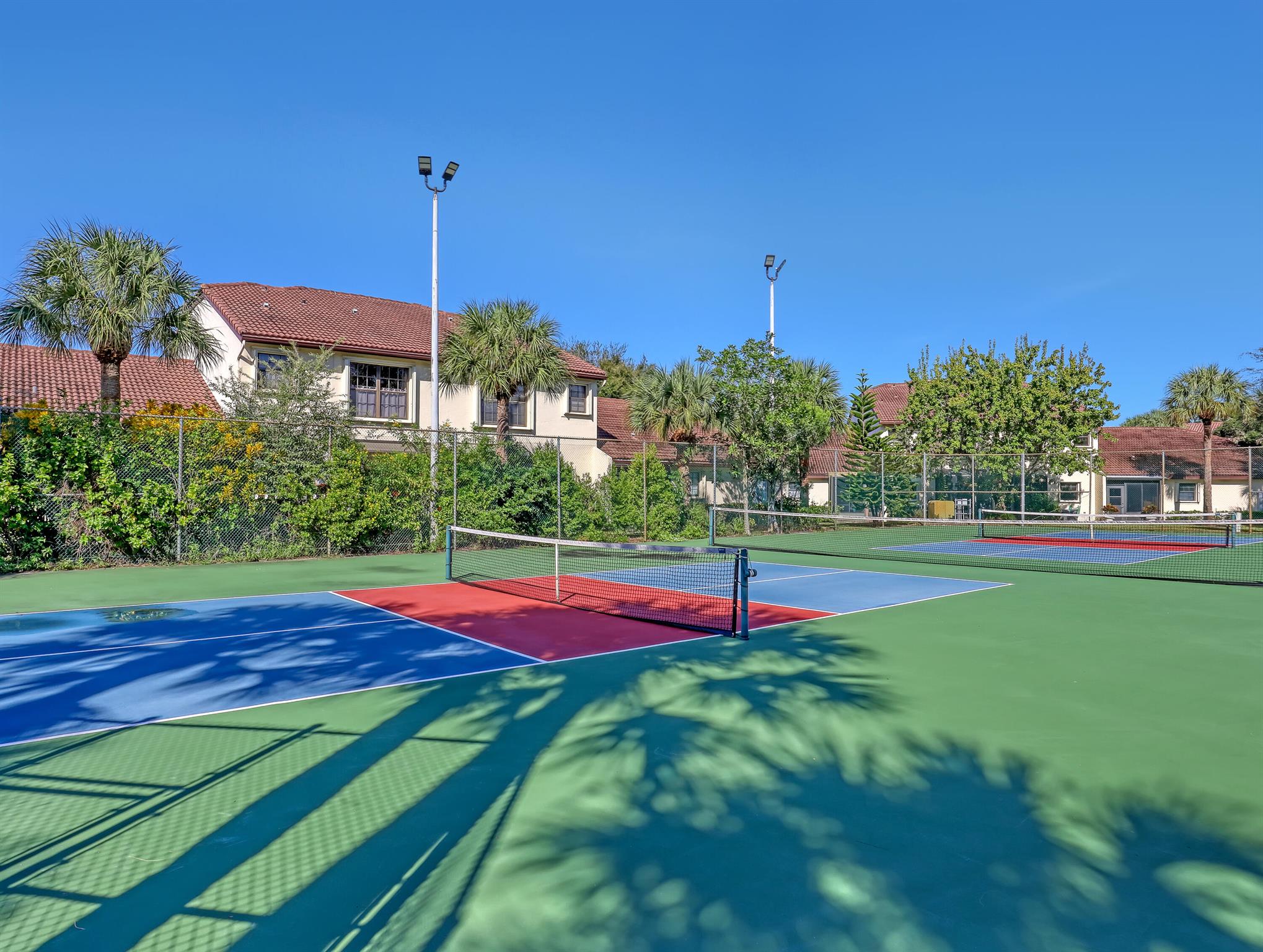 PARK POINTE - Residential