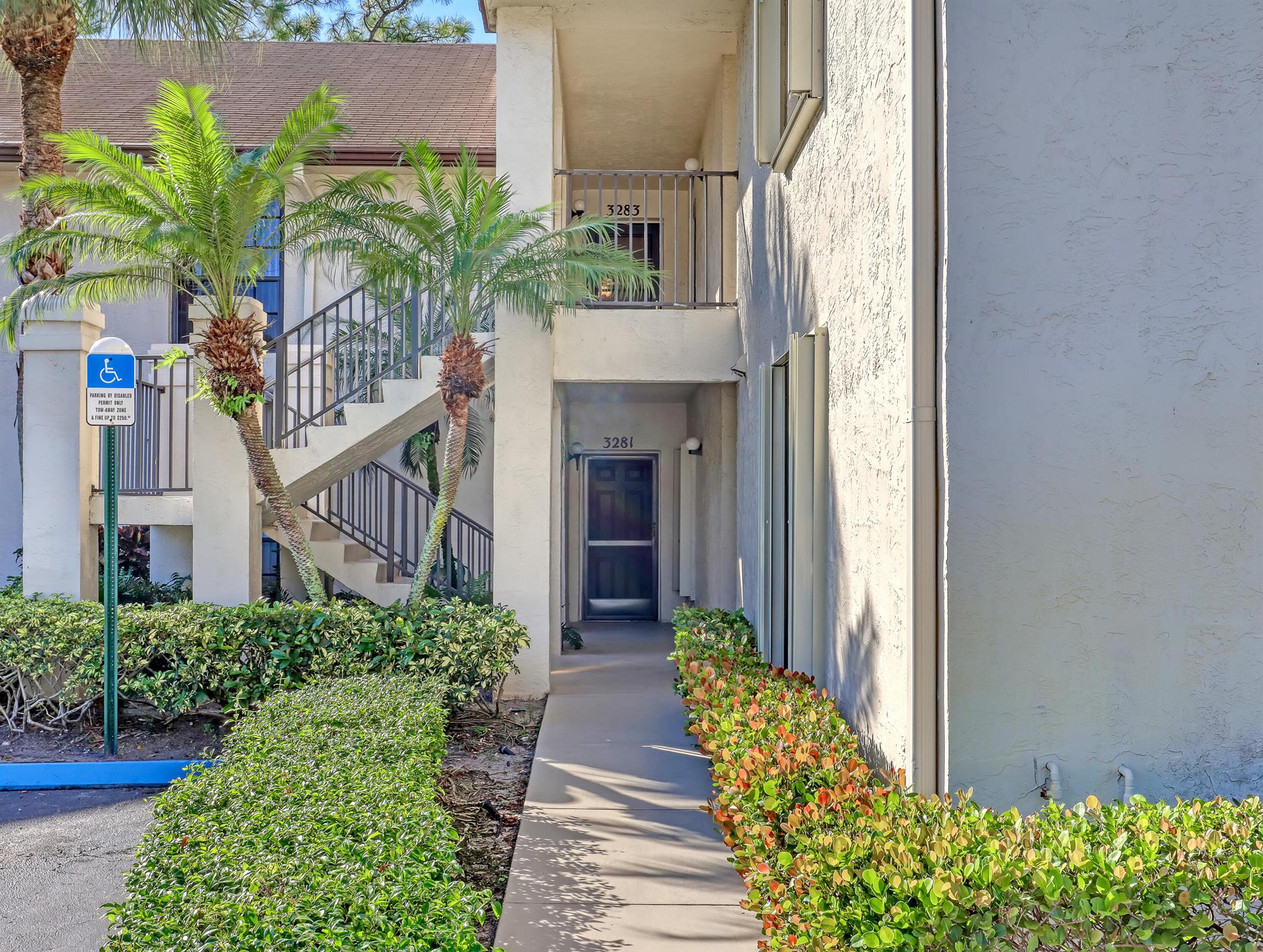 View photos, virtual tours, details... 3283 Jog Park Drive