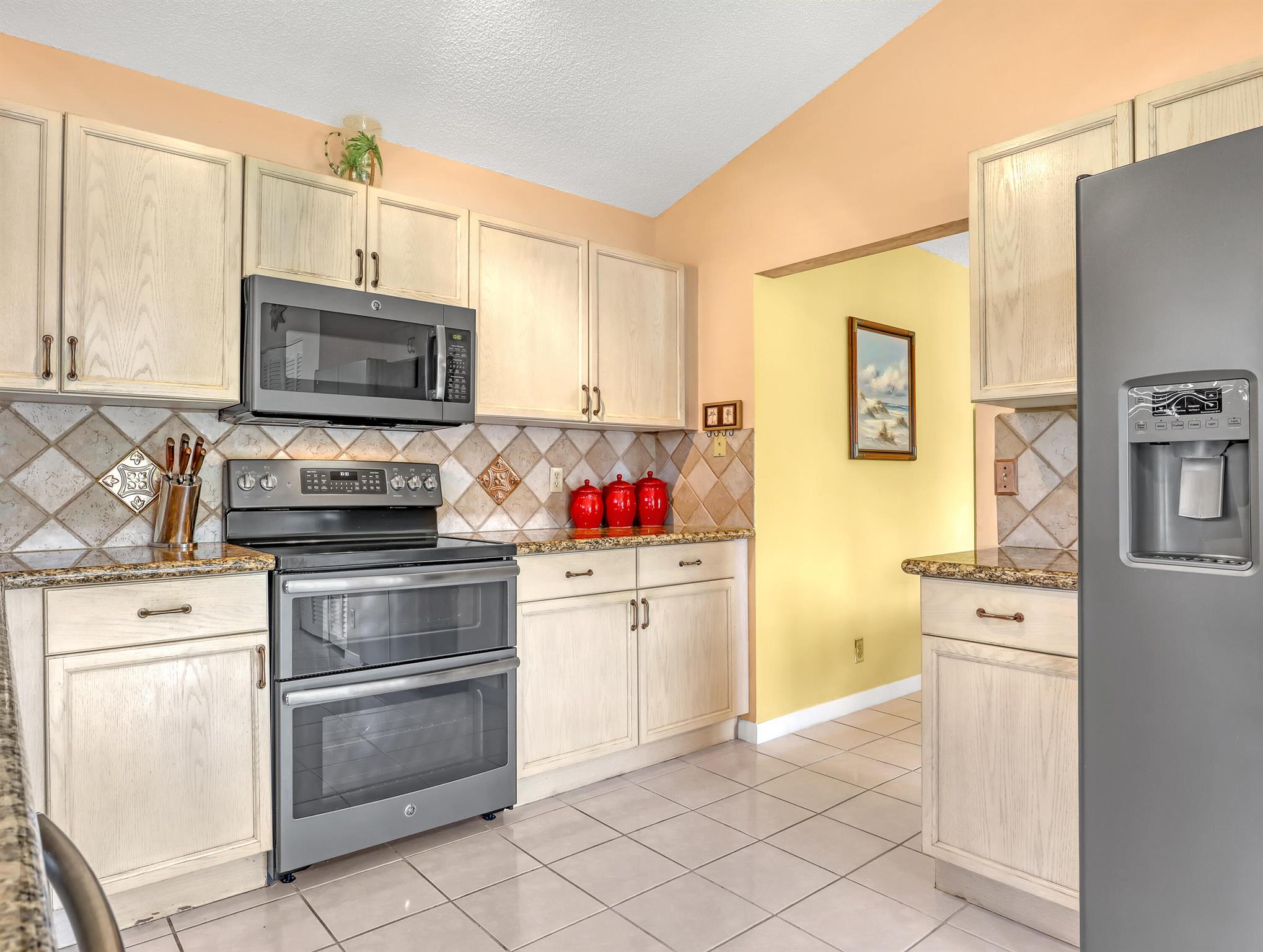 PARK POINTE - Residential