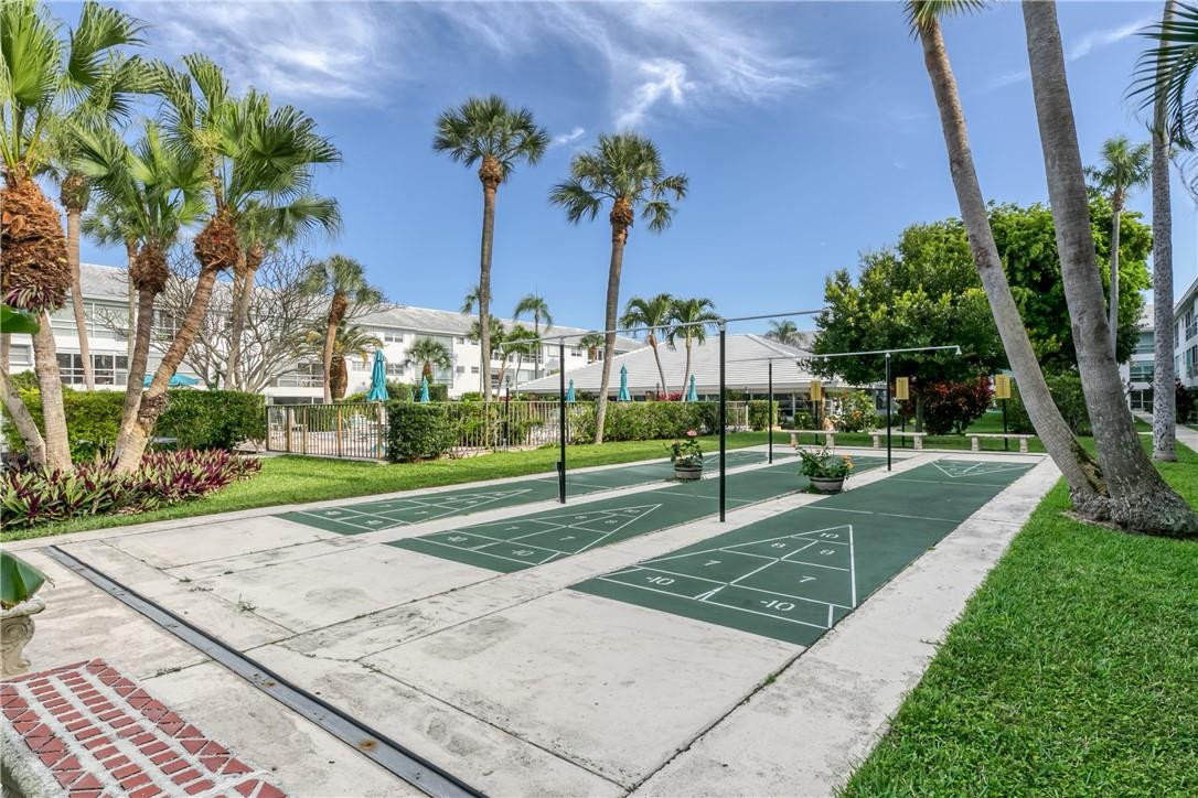 Lighthouse Point Gardens - Residential