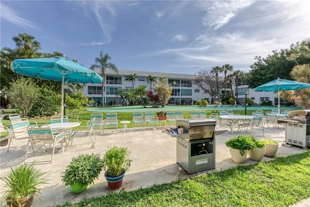 Lighthouse Point Gardens - Residential