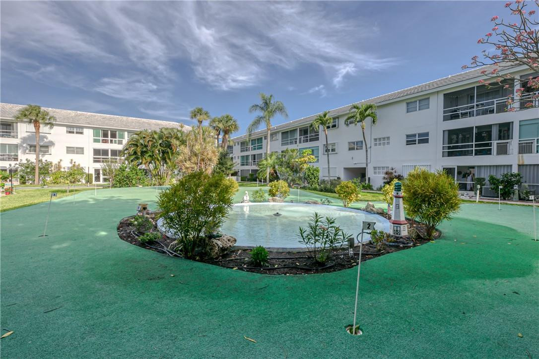 Lighthouse Point Gardens - Residential