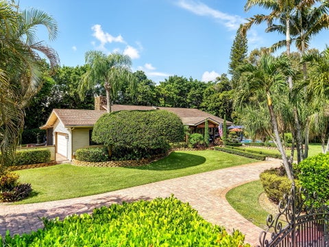 Tiny photo for 12380 NW 11TH Street, Plantation, FL 33323 (MLS # B26084661)