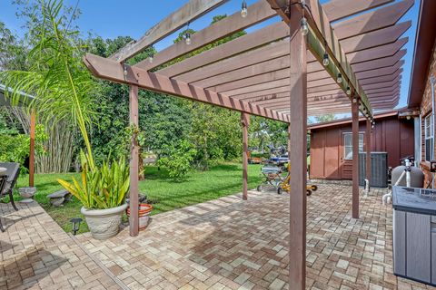 A home in Lake Worth