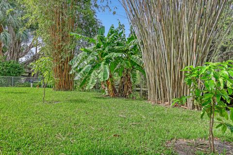 A home in Lake Worth